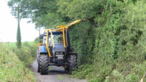 hedge cutting tractor
