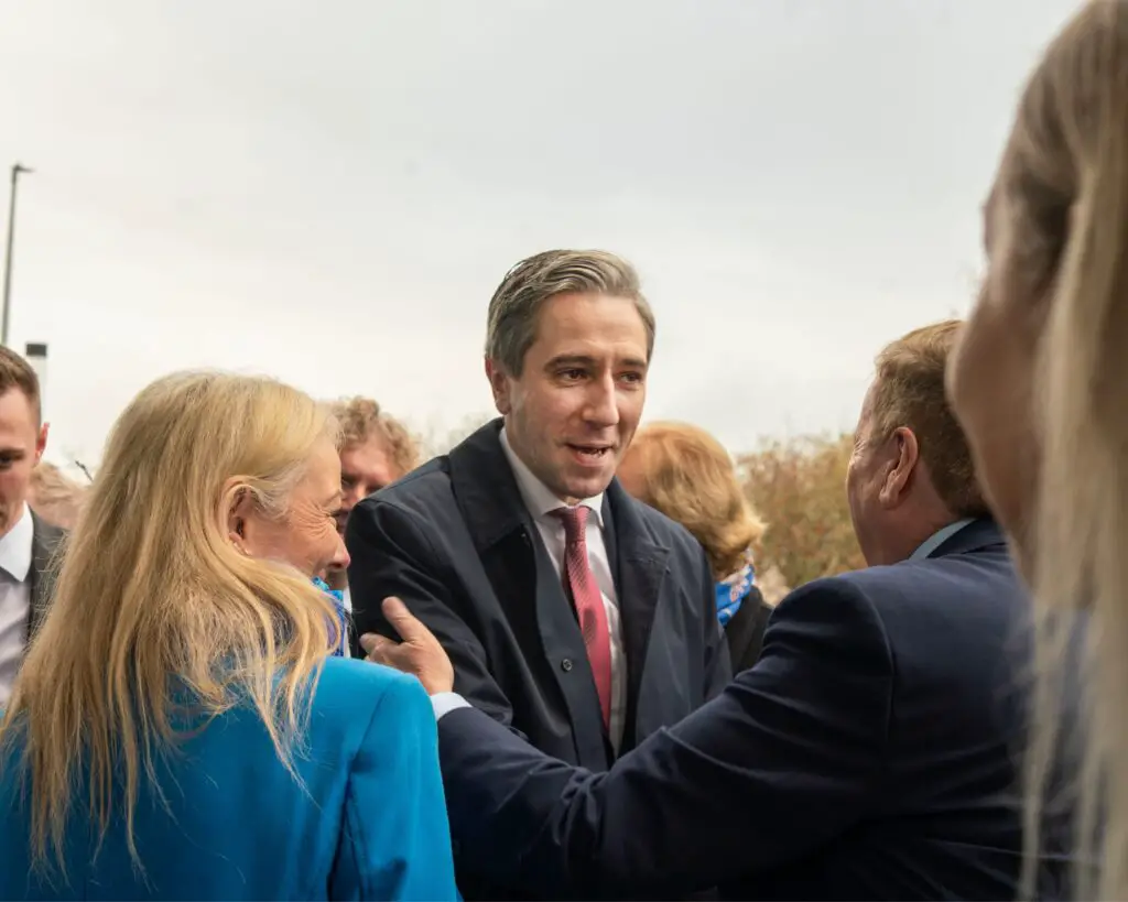 ennis library opening 15-11-24 simon harris pat breen 1