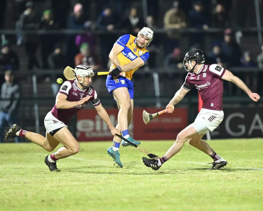 galway v clare 08-02-25 daithi burke keith smyth 1